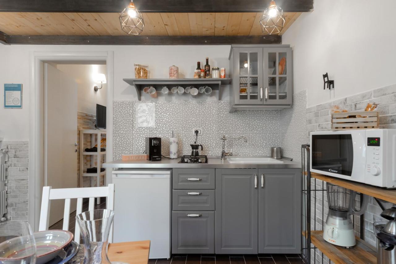 Casa Rebecca Lägenhet Brindisi Exteriör bild