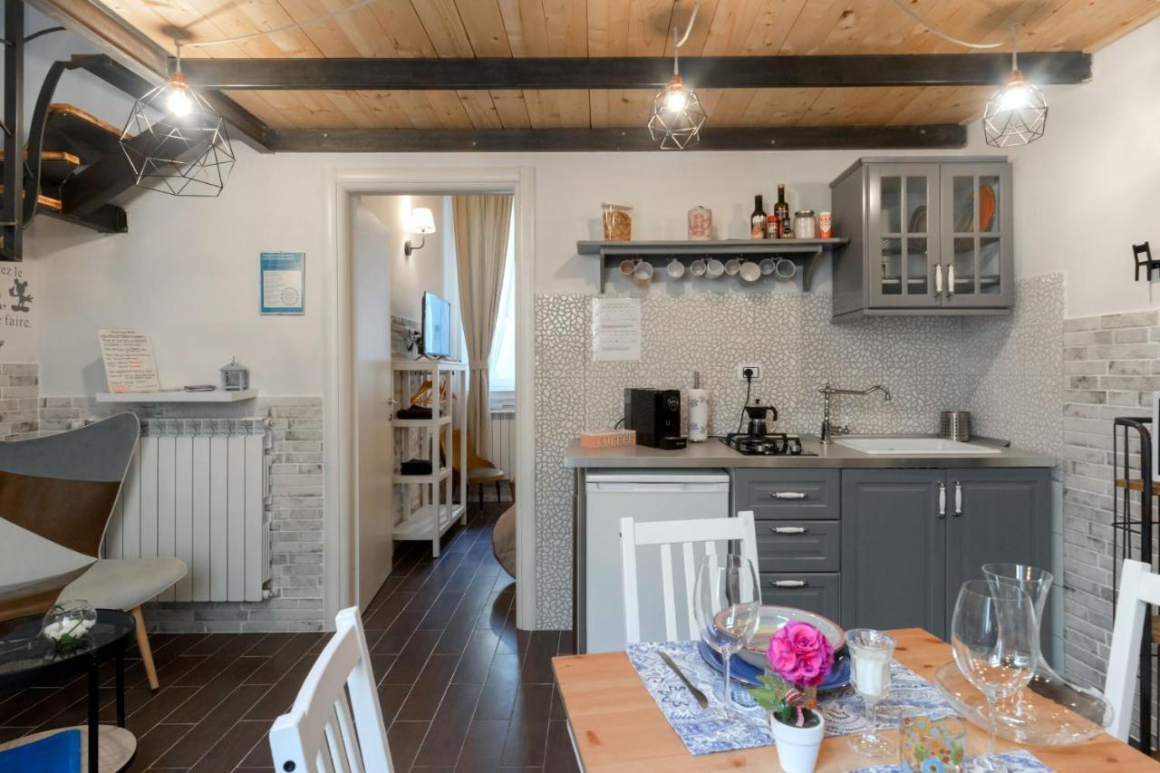 Casa Rebecca Lägenhet Brindisi Exteriör bild