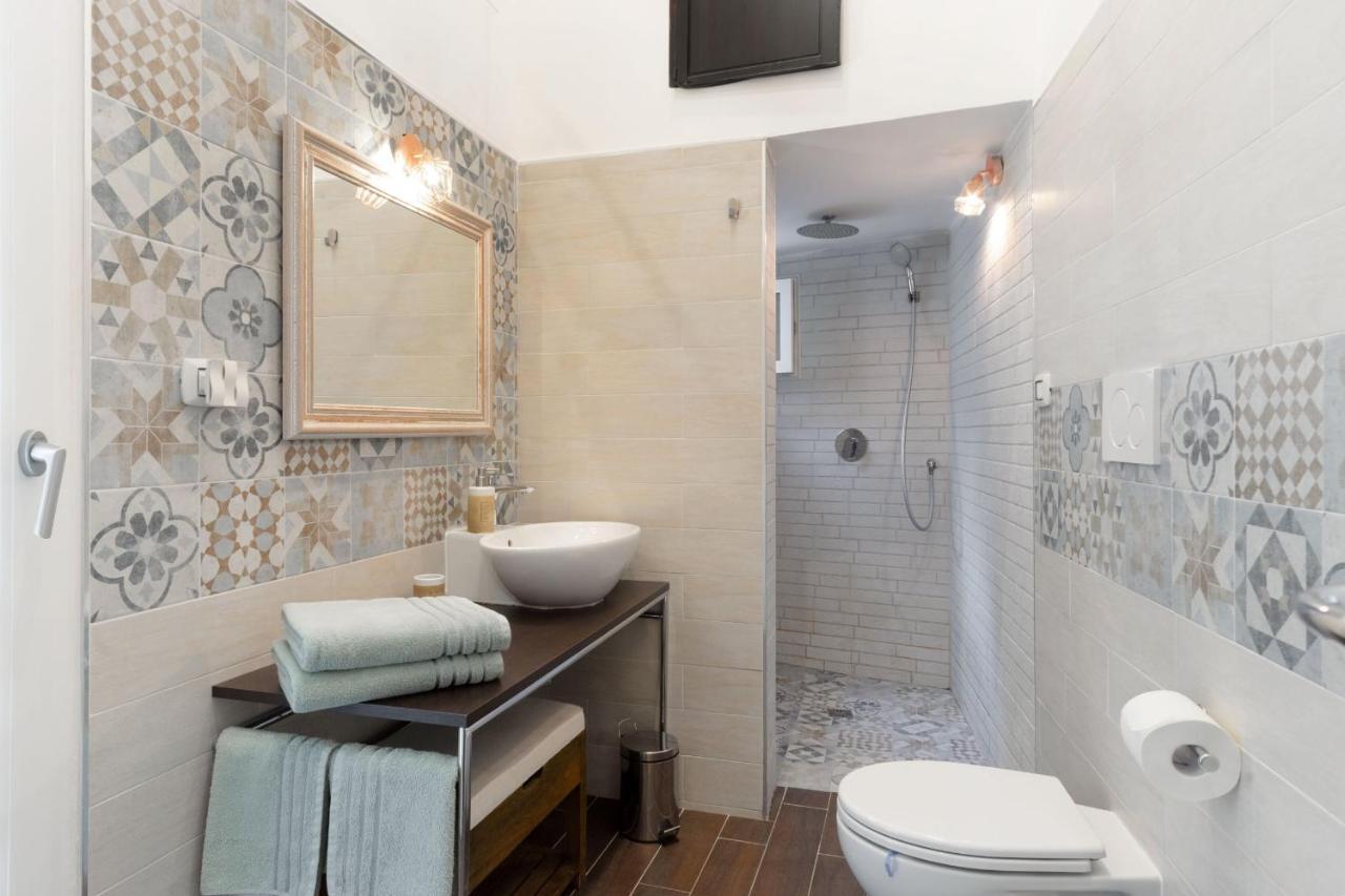 Casa Rebecca Lägenhet Brindisi Exteriör bild