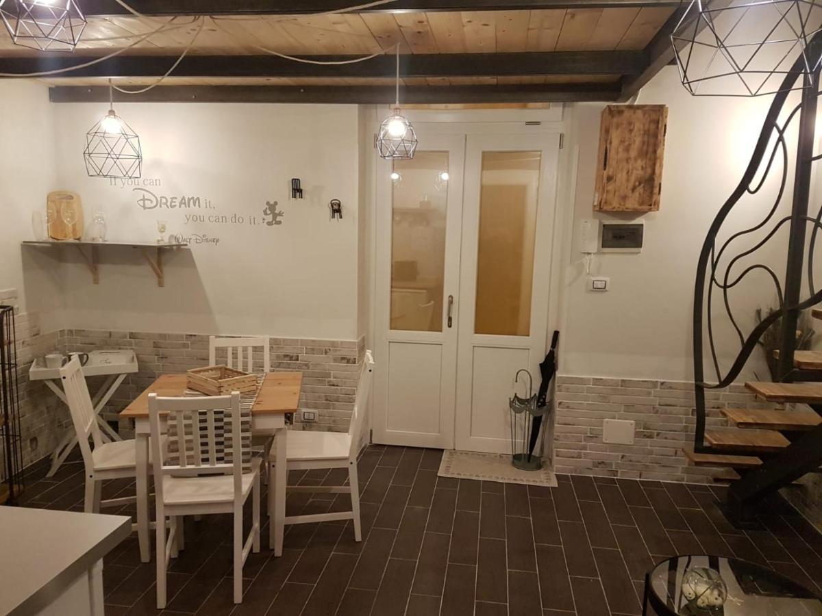 Casa Rebecca Lägenhet Brindisi Exteriör bild
